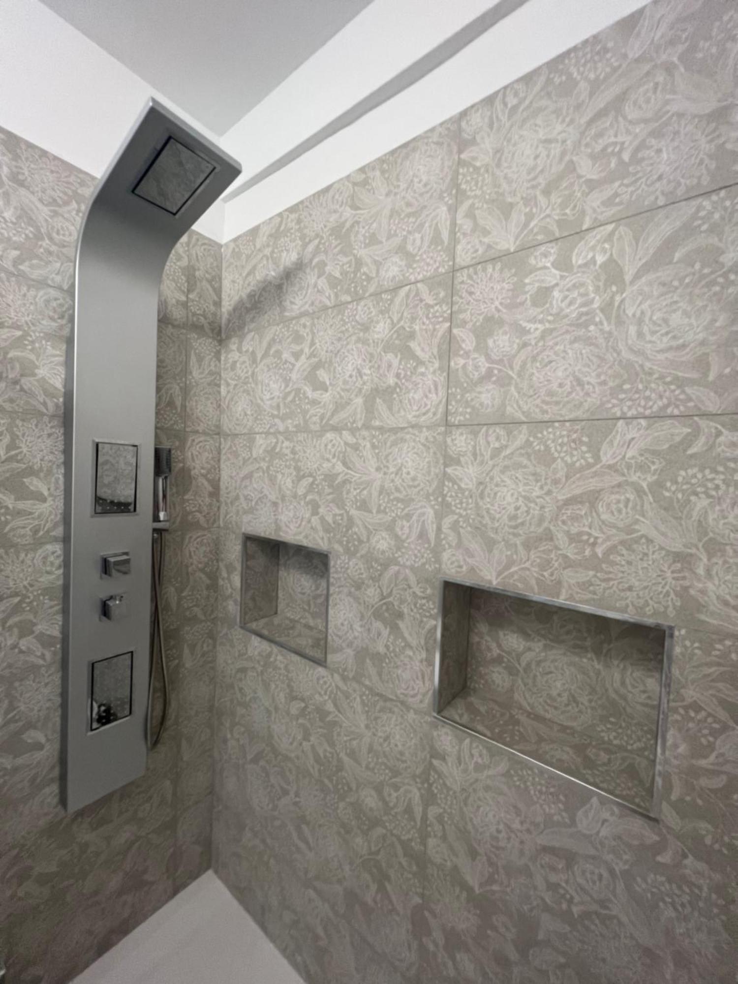 Maison Chic Montenero Marina Apartment